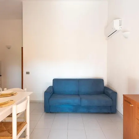 Outstanding Residenza Gallura 2 Bedrm T6 Sleeps6 Apartment San Teodoro (Sardinia)